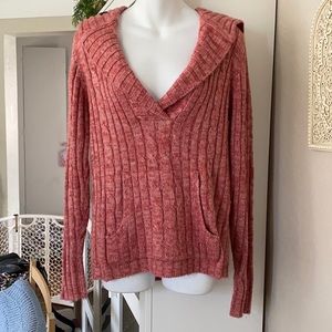 Duck Head Jeans Co. v-neck pullover sweater